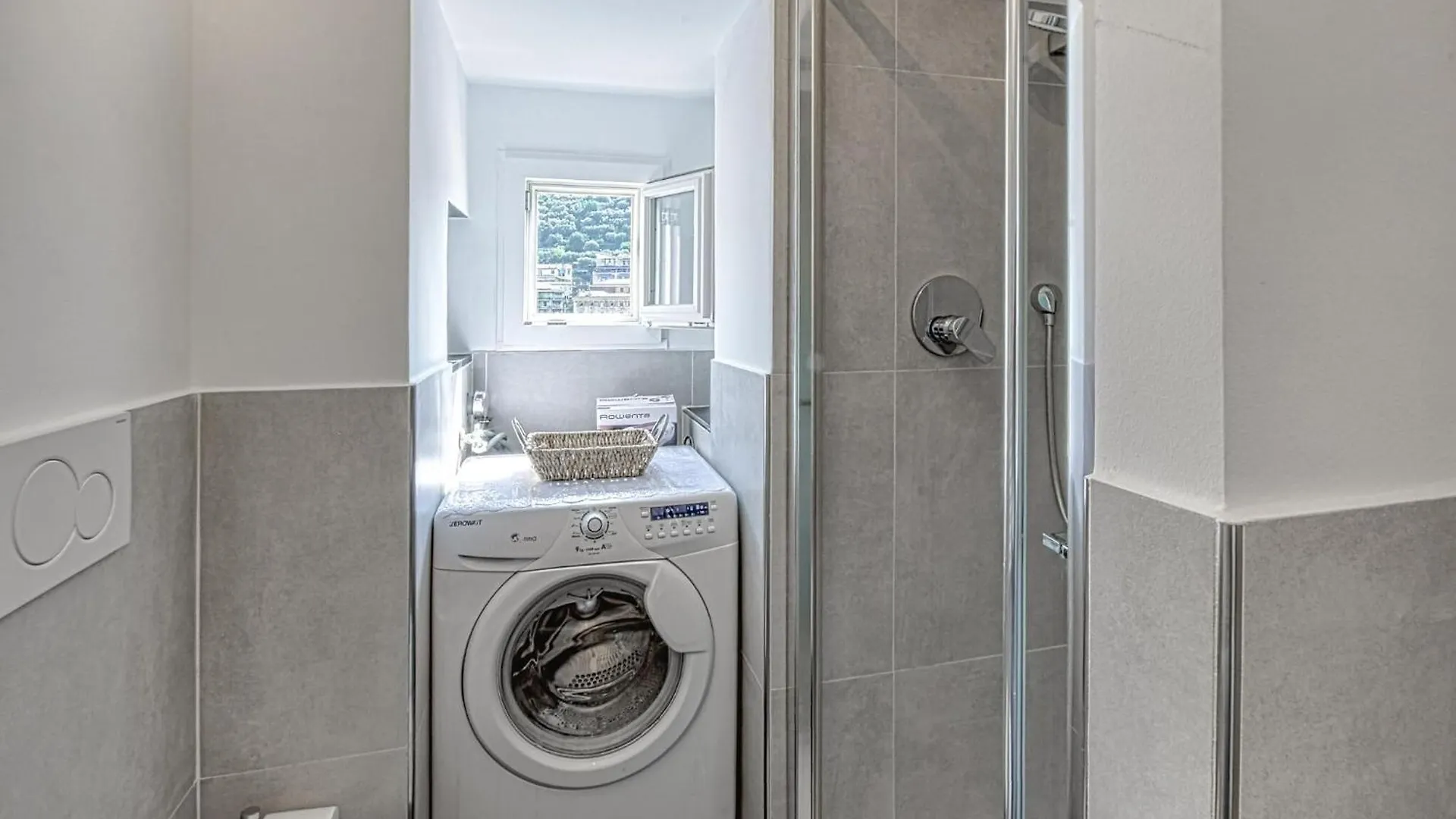1 Bedroom Awesome Apartment In Sori 0*,